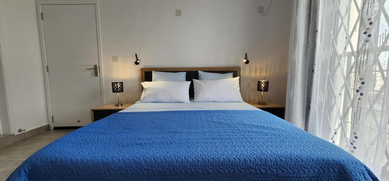 Sandstone Luxury 2 Bedroom Apartment With Lift And Common Pool Flic en Flac Luaran gambar