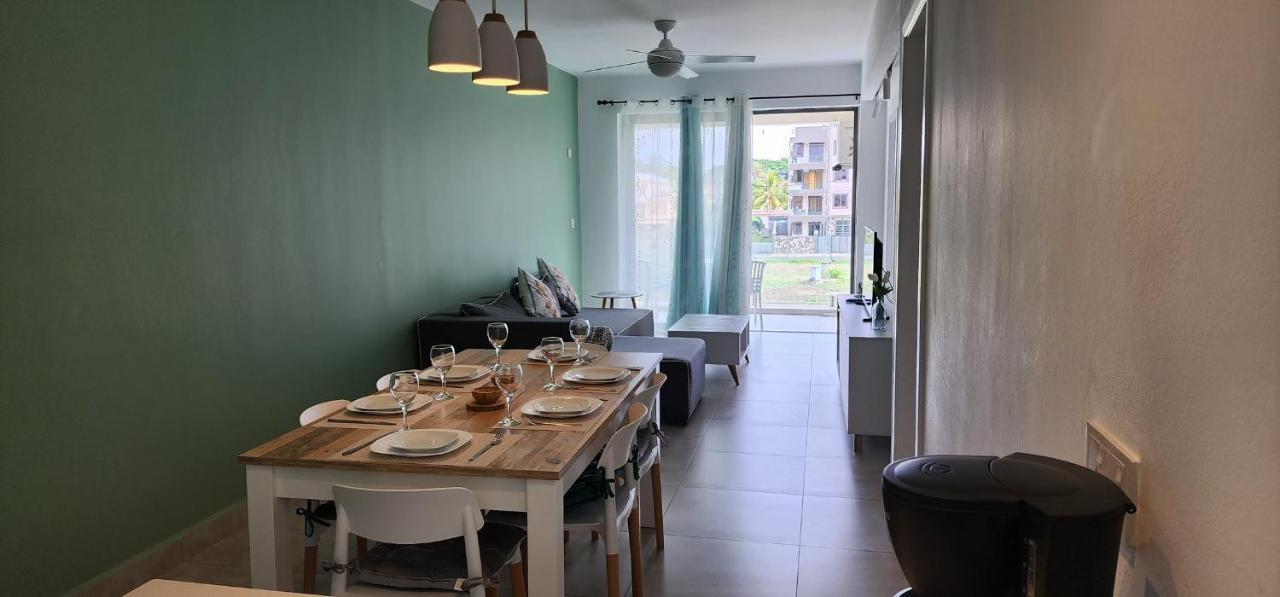 Sandstone Luxury 2 Bedroom Apartment With Lift And Common Pool Flic en Flac Luaran gambar