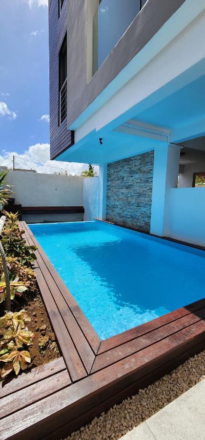Sandstone Luxury 2 Bedroom Apartment With Lift And Common Pool Flic en Flac Luaran gambar